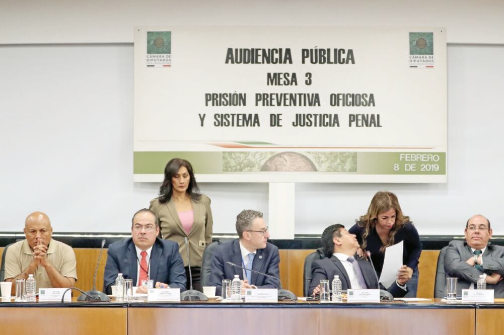 En la Cámara de Diputados se llevó a acabo la Mesa 3 de las audiencias públicas para debatir la prisión preventiva oficiosa en distintos delitos. Foto: ARIEL OJEDA. EL UNIVERSAL