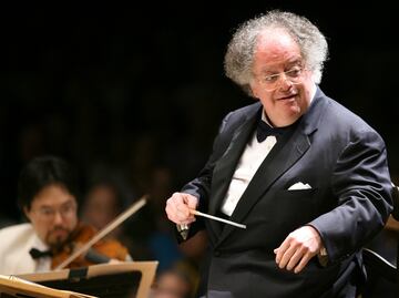 Met Opera pacta con su exdirector despedido por abuso sexual