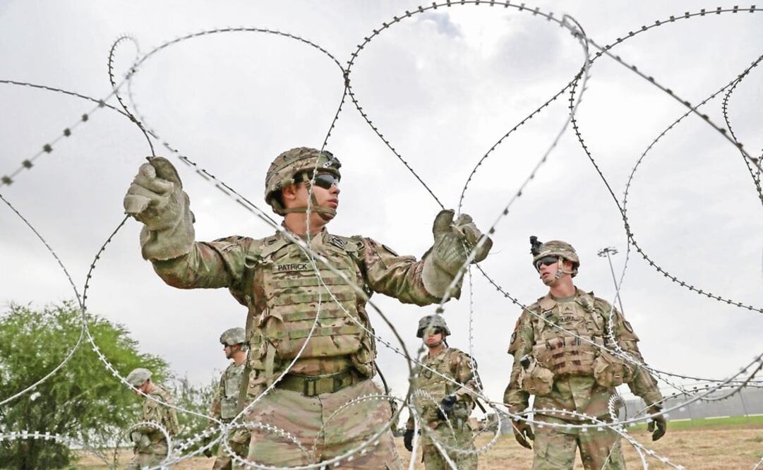 U.S. troops installed the concertina wire in November 2018 - Photo: John Moore/GETTY IMAGES