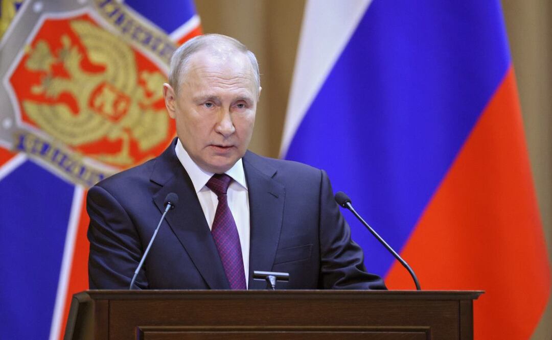 El presidente ruso, Vladimir Putin, pronuncia su discurso durante una reunión de la Junta del Servicio Federal de Seguridad (FSB), en Moscú. FOTO: EFE