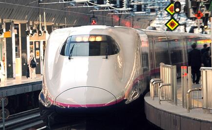 Línea de trenes en Japón se disculpa por salir antes de tiempo