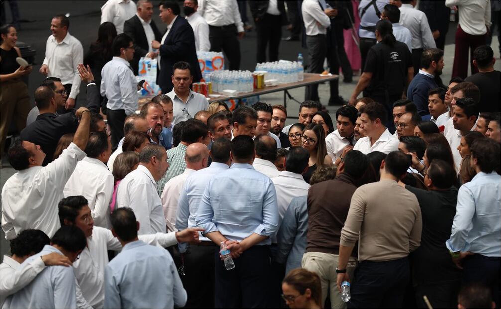 Diputados discuten reforma judicial en sede alterna por protestas. Foto: Diego Simón/EL UNIVERSAL