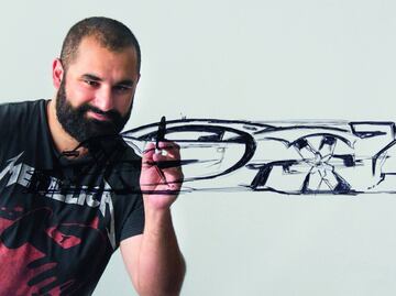 Koenigsegg contrata al diseñador del Bugatti Chiron