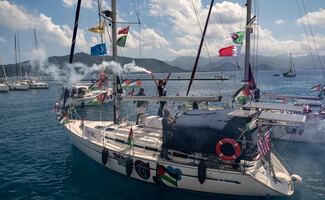 Israel intercepta 5 de los 10 barcos con ayuda humanitaria rumbo a la Franja de Gaza; 400 activistas están “secuestrados”, acusan