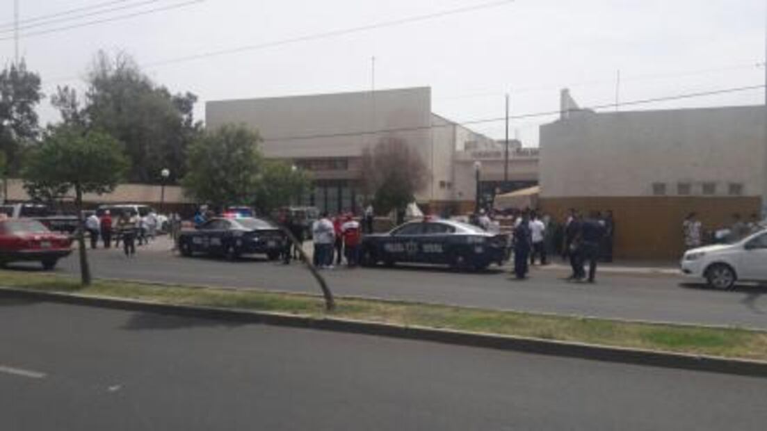 Encapuchados toman instalaciones de la CTM en Aguascalientes