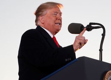 Trump acusa a fiscal especial Robert Mueller de “arruinar vidas”
