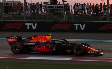 ¿Por qué Checo Pérez abandonó el Gran Premio de Abu Dhabi?