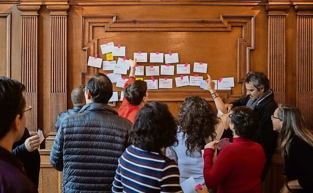 Imagen de una de las generaciones que conforman diversos actores culturales en su Creative Leadership Programme (CLP), que impulsa el British Council desde hace cinco años en México. Foto: British Council