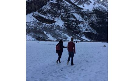 Hijos de Adal Ramones y Ludwika Paleta anuncian noviazgo