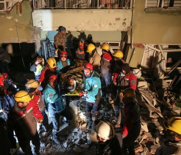 "Como una película de terror"; el grito de auxilio en Turquía por vidas y hogares perdidos