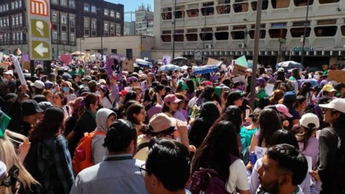 “Te prefiero violenta que muerta”: Así fue la marcha por el Día Internacional de la Mujer