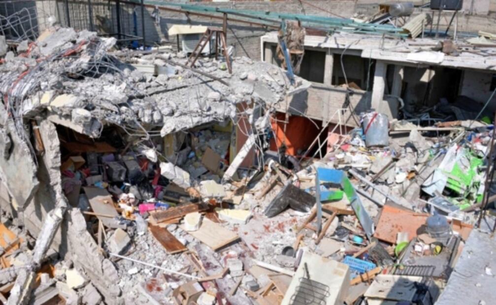 Tras explosión en Neza, onda expansiva daña cuatro viviendas y varios vehículos