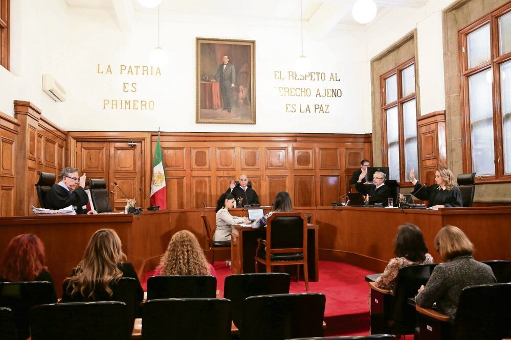 Por mayoría de tres votos contra uno, la Segunda Sala de la SCJN concedió al Inai la suspensión provisional solicitada. Foto: Especial