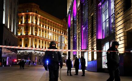 Reportan dos policías muertos y cinco heridos tras tiroteo en centro de Moscú