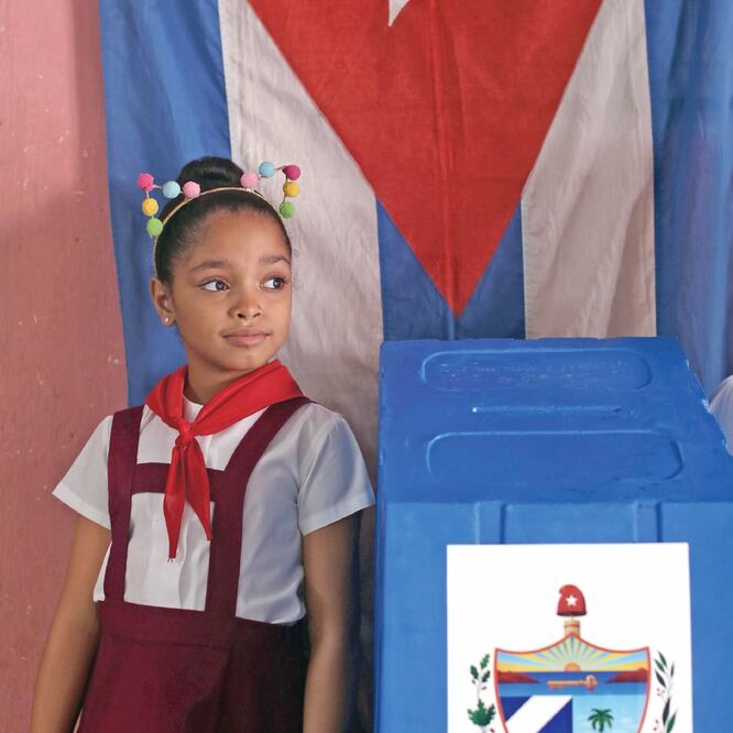 Polémica. La jornada del referéndum cubano estuvo marcada por las críticas cruzadas con EU sobre el socialismo. FERNANDO MEDINA. REUTERS