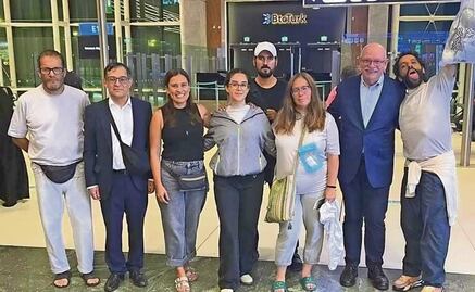 Repatrian desde Israel a mexicanos de flotilla