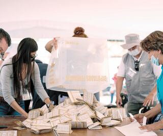 CitiBanamex: baja riesgo de reformar la Constitución