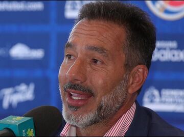 Gustavo Matosas ya le lleva ventaja a Martino