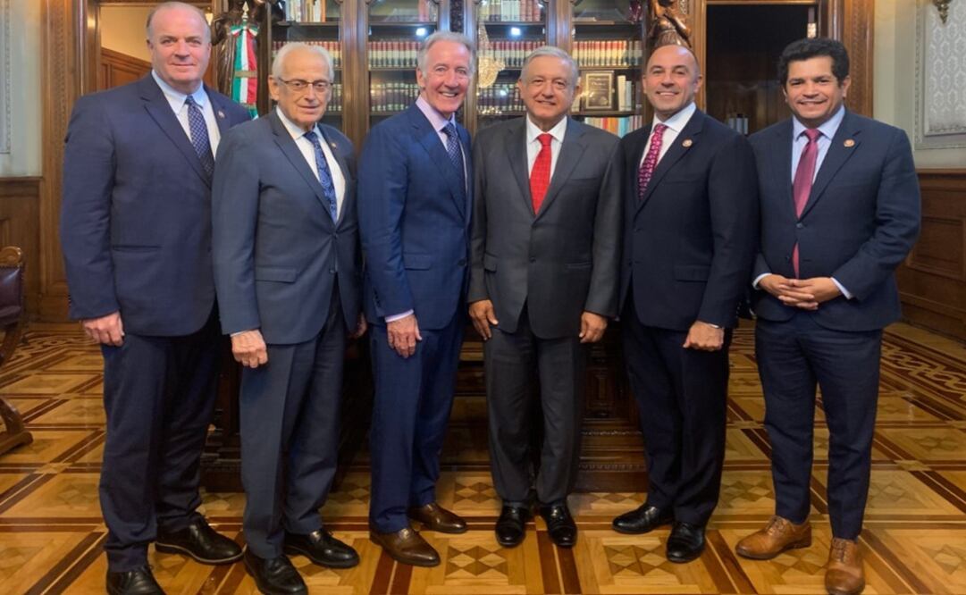 President López Obrador met with the members of the House Ways and Means Committee - Photo: Taken from President López Obrador's Twitter account