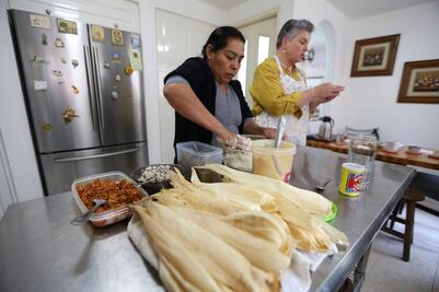 Maru y Mary funden lo órganico con guisados para crear sus tamales