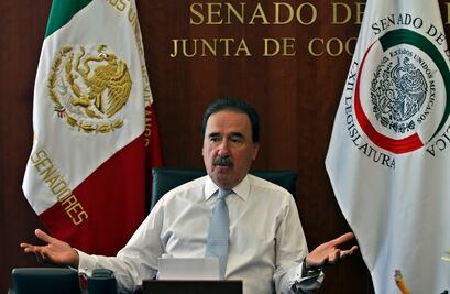 Gamboa Patrón respalda trabajo de la PGR en caso Iguala