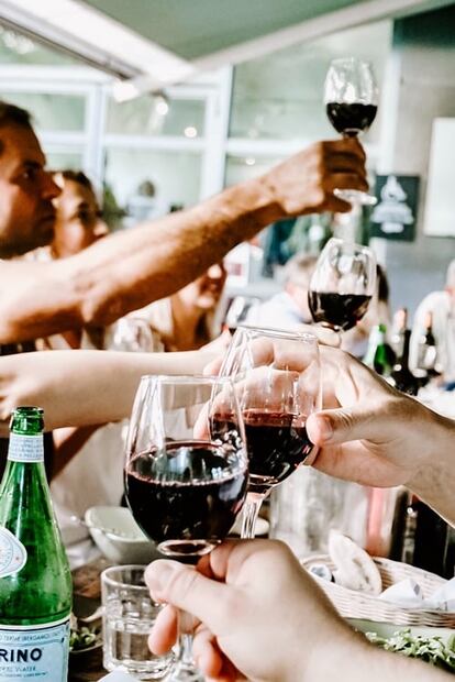 ¿Qué tan cierto es que el vino tinto es saludable?