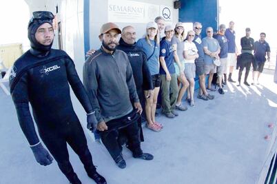 Reconocen a fundación de DiCaprio por la vaquita marina