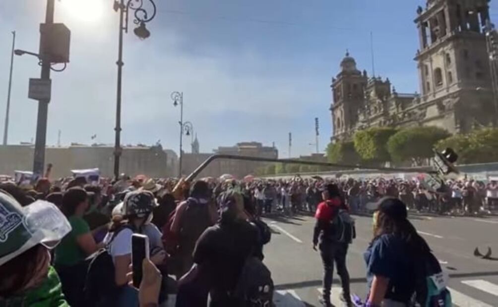 “Te prefiero violenta que muerta”: Así fue la marcha por el Día Internacional de la Mujer