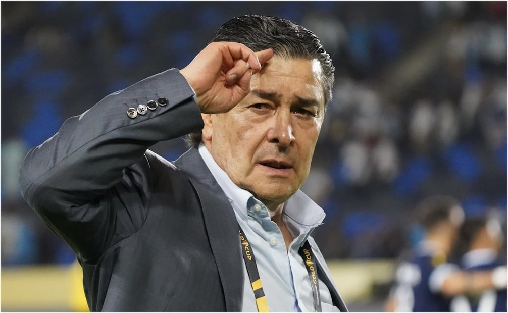 FOTO: Prensa de Guatemala elogia a Luis Fernando Tena