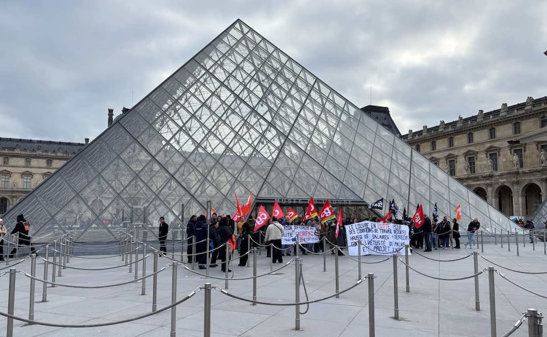 El Museo del Louvre de París durante la huelga el pasado miércoles. Foto: EFE