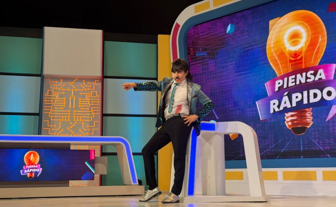 Adrián Uribe revive a su personaje "El Vítor".
Foto: César González/EL UNIVERSAL.