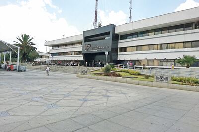 Familiares de políticos van por concejos