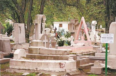 Por Covid-19, cerrarán más de 50 panteones del Valle de México en Día de Muertos  
