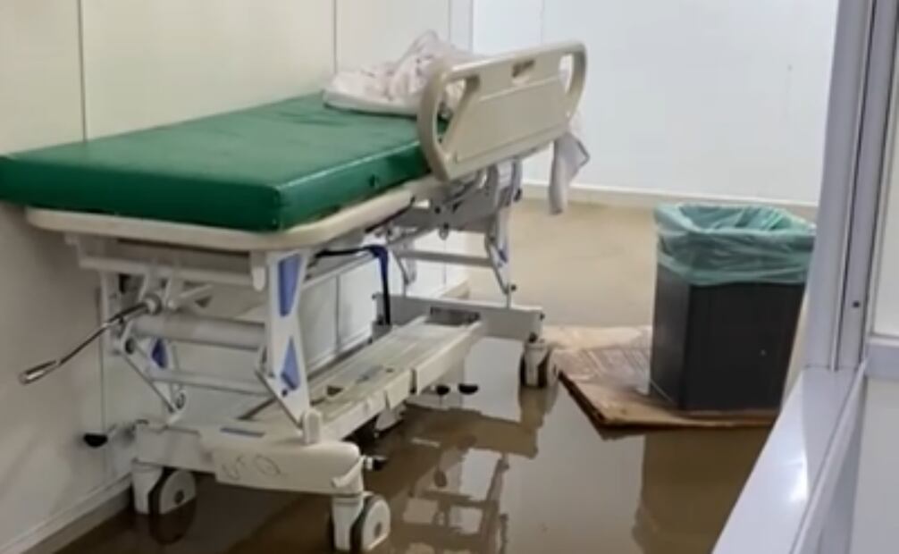 Instalaciones del IMSS inundadas. Foto: Especial