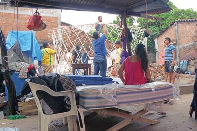 Quitan día a petroleros para donar a afectados