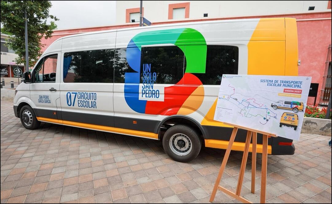 Luis Susarrey impulsa el primer sistema municipal de transporte escolar gratuito en México / Foto: Especial
