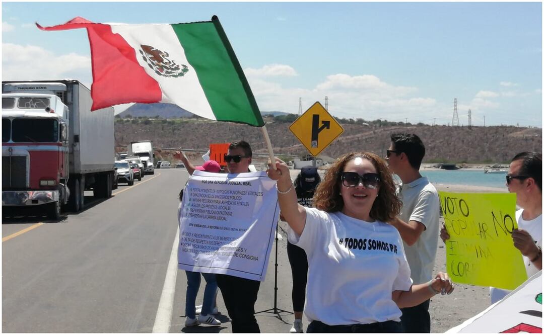 Con caravana vehicular, siguen protestas en Baja California Sur por la reforma Judicial propuesta por el Presidente. Foto: Especial