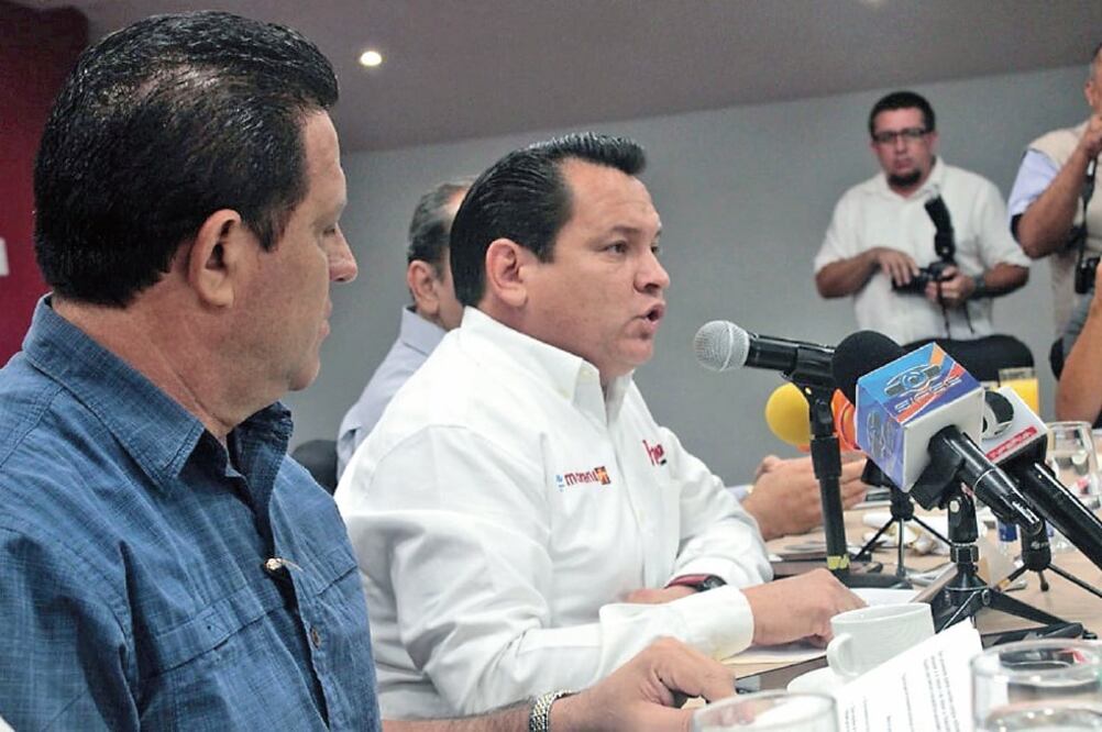 Joaquín Díaz Mena indicó que han sido denunciados penalmente 10 presuntos proveedores que suscribieron contratos con el ayuntamiento de Mérida (CUAUHTÉMOC MORENO. EL UNIVERSAL)