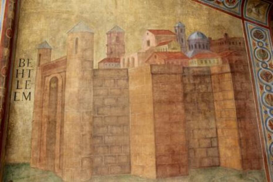 Restauran fachada de basílica romana