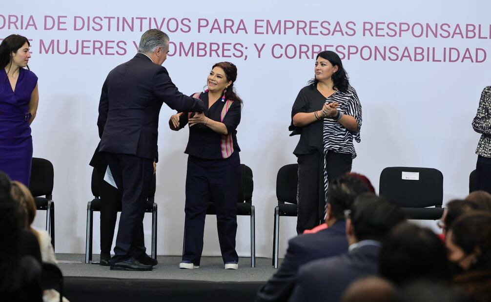Lanzan convocatoria para colocar distintivos a empresas responsables de CDMX (16/05/2025). Foto: Especial