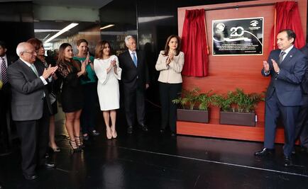 Reconocen a Canal del Congreso en su 20 aniversario