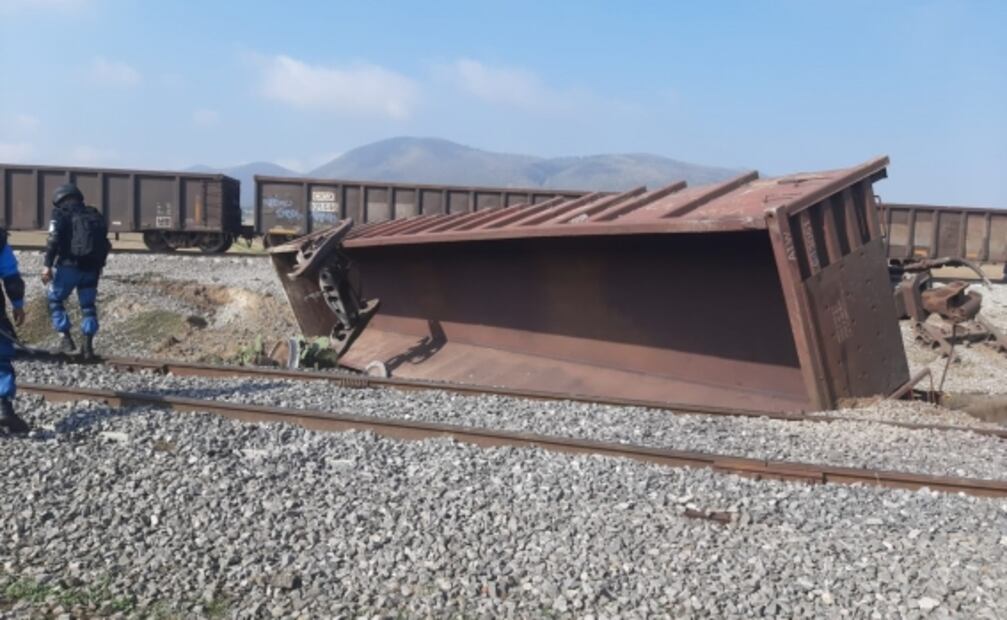 Se descarrilan 9 contenedores de un tren en límites de Hidalgo y Edomex