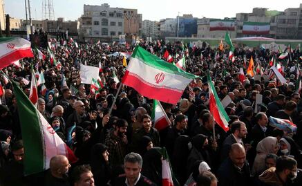 Guardia Revolucionaria de Irán comienza maniobras militares en el Golfo; incluyen misiles, drones y vehículos blindados