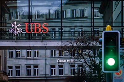 Banco Credit Suisse sufre salida masiva de empleados desde que fue adquirido por UBS