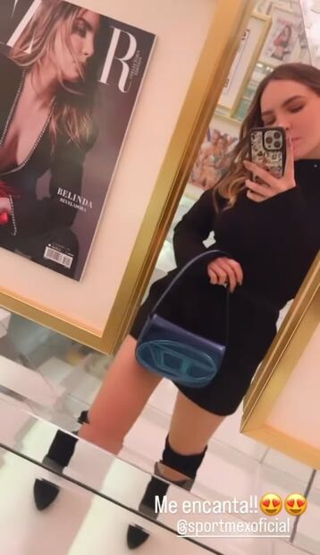 Belinda derrocha estilo con minivestido y botas slouchy