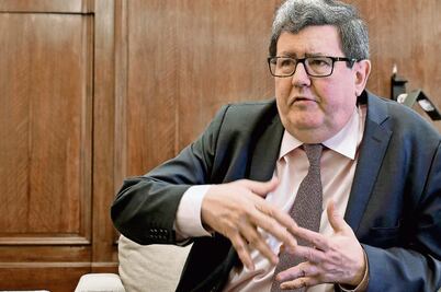 “El Cervantes ayuda a mantener el español” 