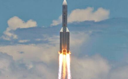 Sonda china a Marte manda su primera fotografía del planeta rojo