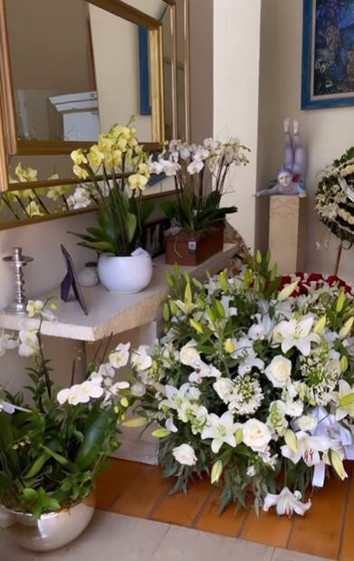 Maribel Guardia le hace un altar a su único hijo, Julián Figueroa. Foto: Instagram