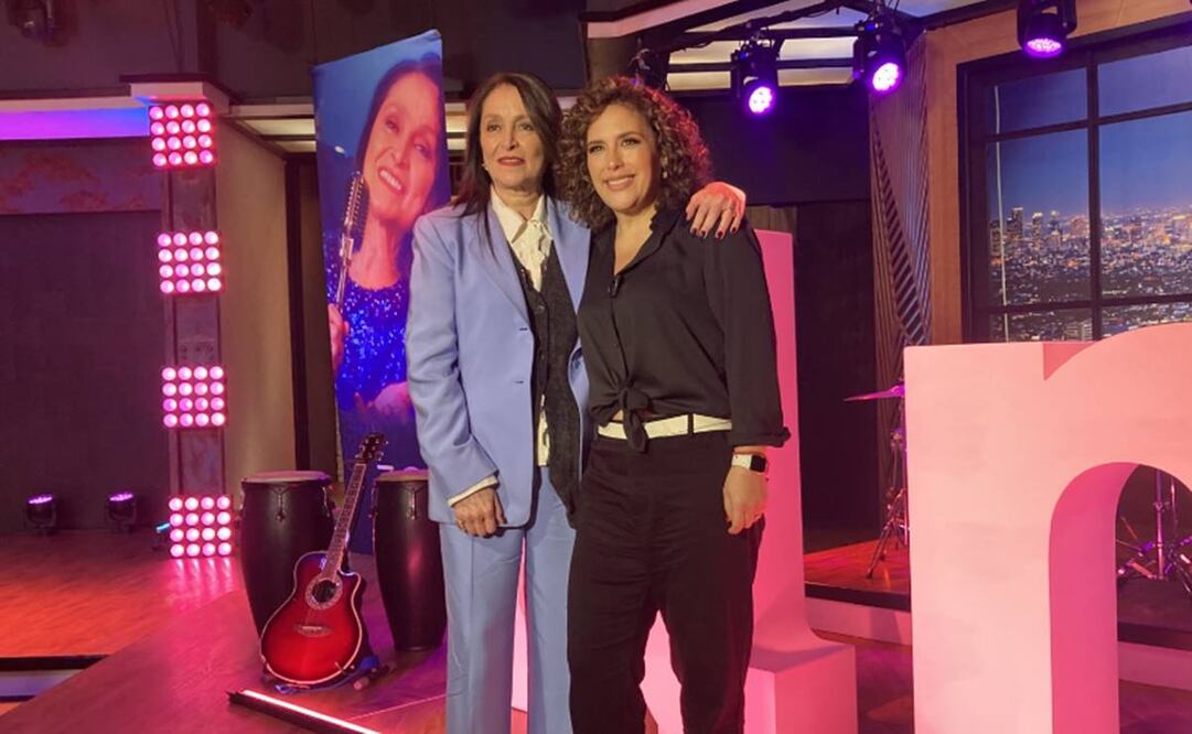 Daniela Romo y Angélica Vale unen sus voces. Foto: Armando Pereda Maldonado.
