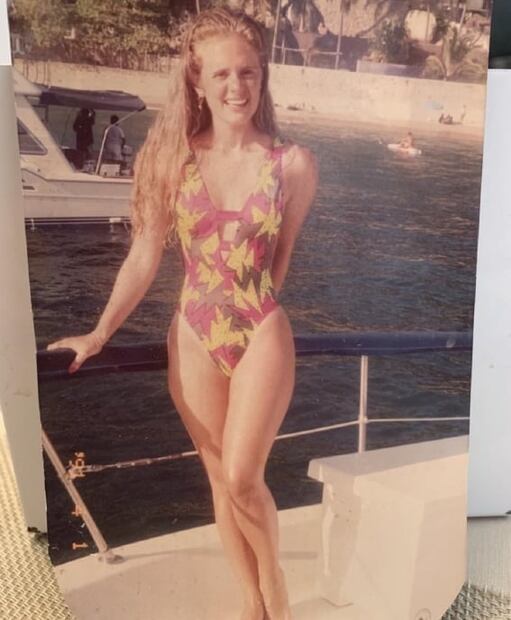 Erika Buenfil en bikini, su sorprendente antes y después